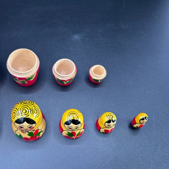 Russian Matryoshka Hand Painted Nesting Doll Set Of 5 Yellow Floral - Picture 11 of 11